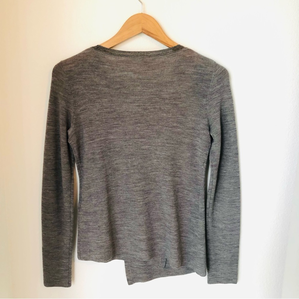 Elie Tahari Asymmetric Wrap Front Sweater Women’s S, 100% Extra Fine Merino Wool - Picture 9 of 9